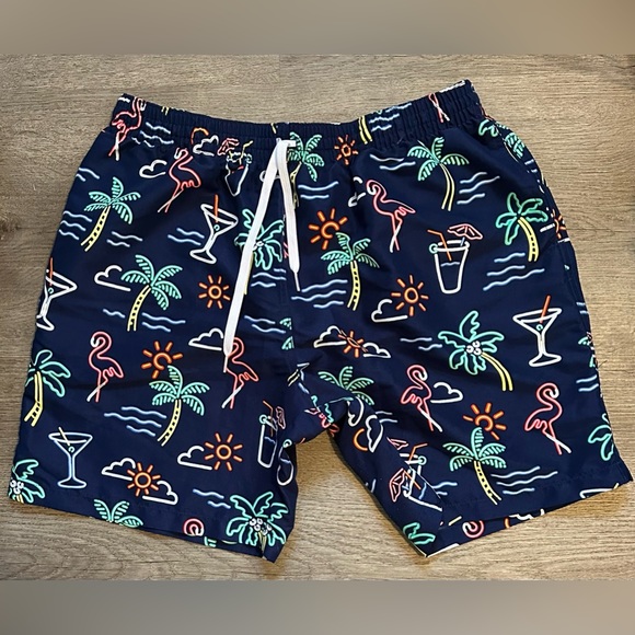 stretch lined swim trunks